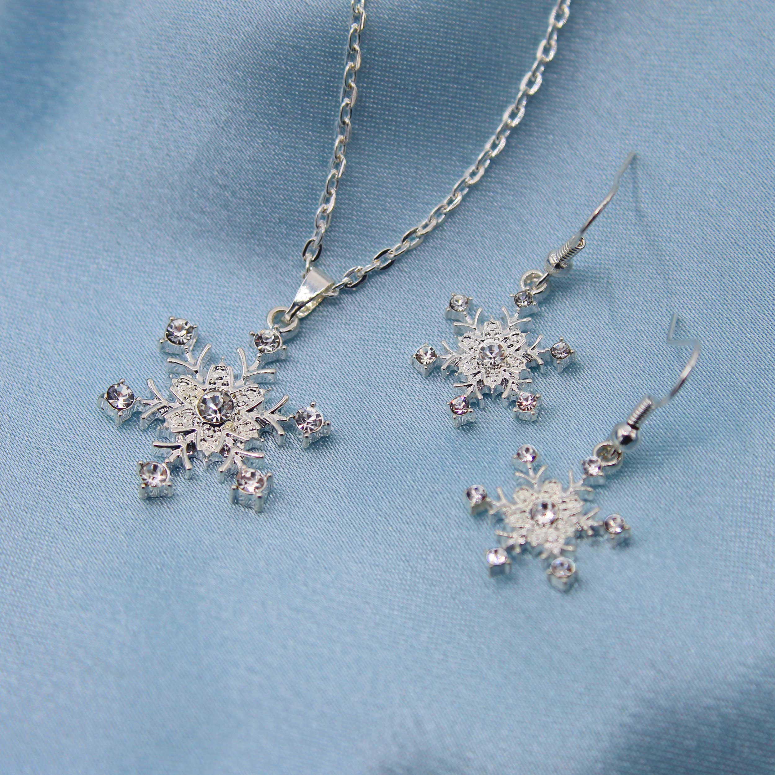 Snowflake Charm in Sterling Silver and Enamel