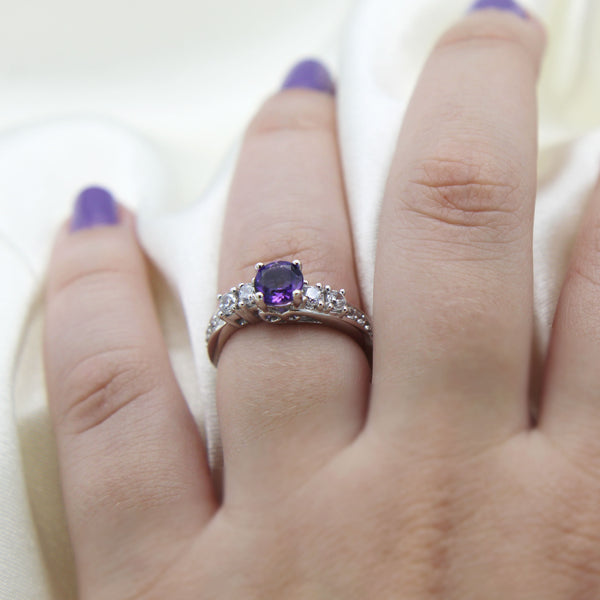 Synthetic Amethyst Ring in 925 Sterling Silver